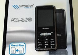 Das Dual-SIM-Handy Simvalley SX-330 kann zwei Karten aufnehmen, aber im E-Plus ist der Empfang schlecht